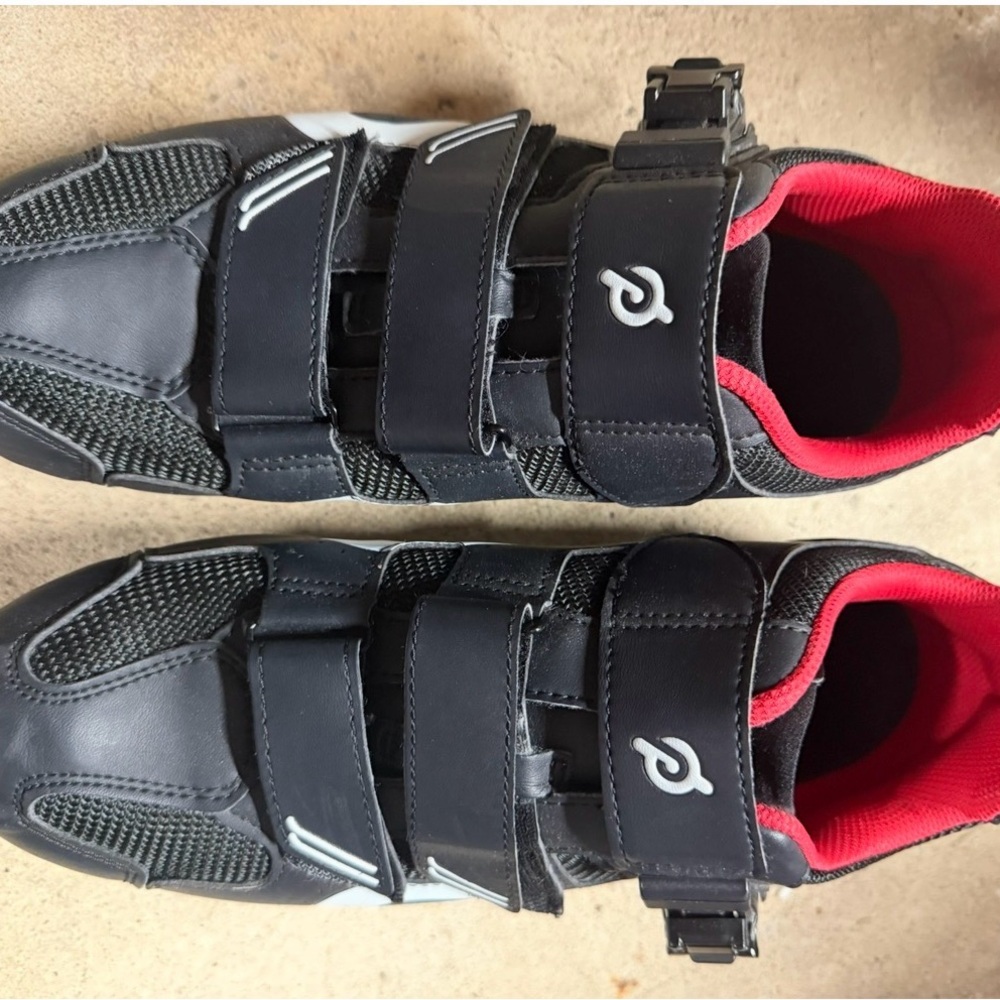 Unisex Peloton Size 44 Cycling Shoes